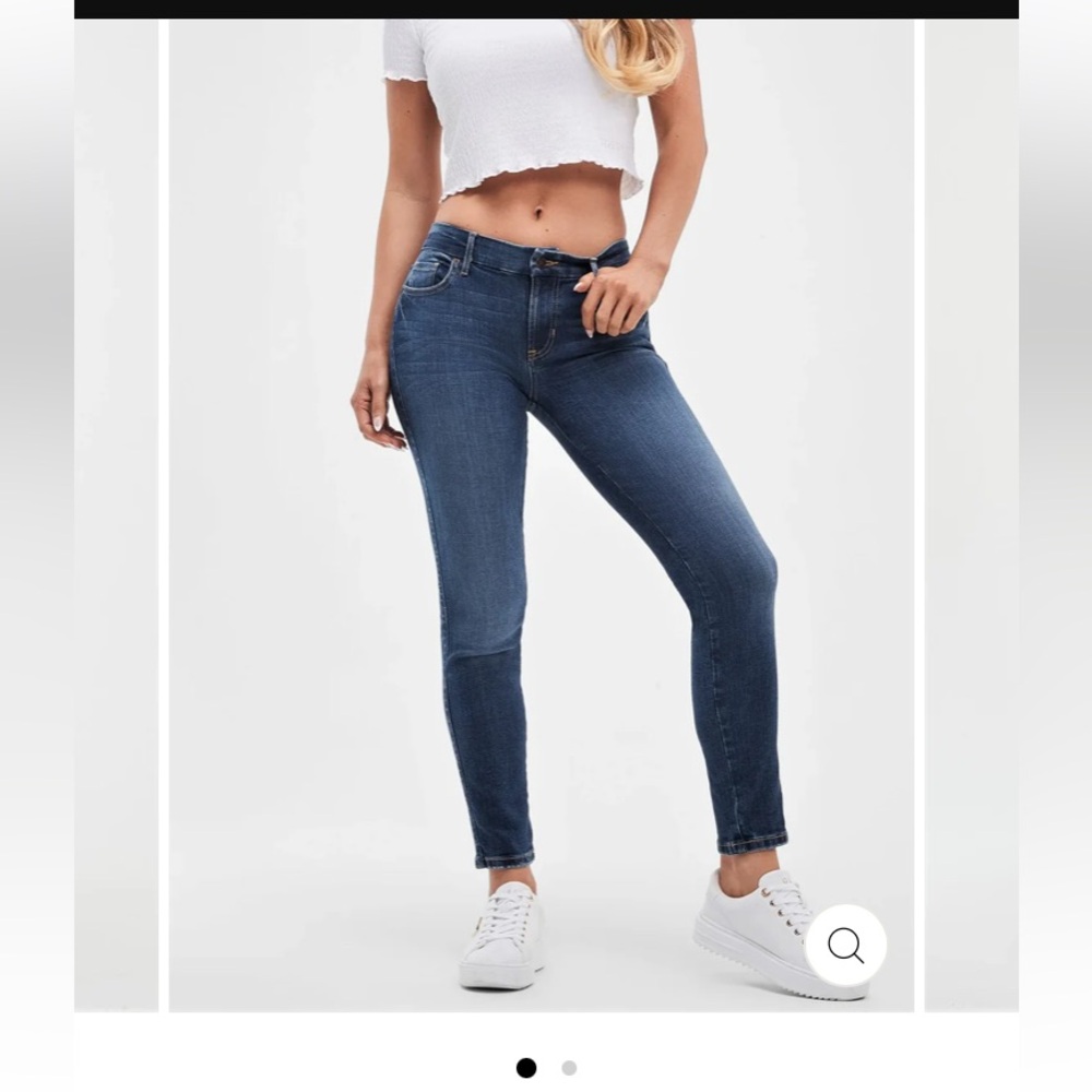 Guess Power Curvy Mid Skinny Jeans